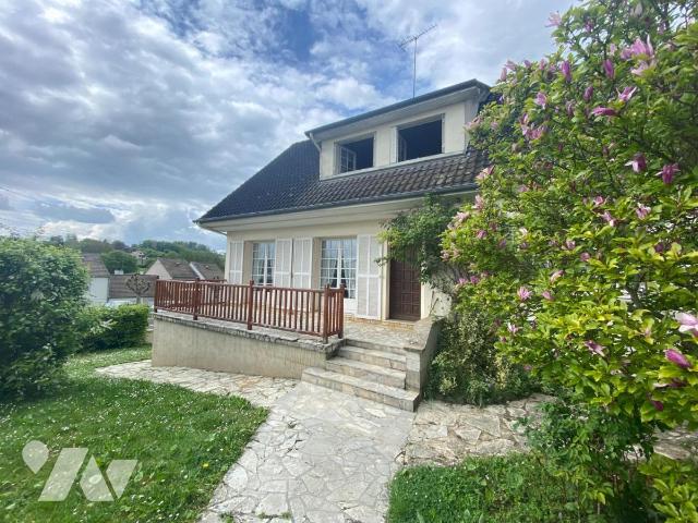 Maison 6 pièces 123 m² · à Ceton · 122,5 m² · 110 000 €