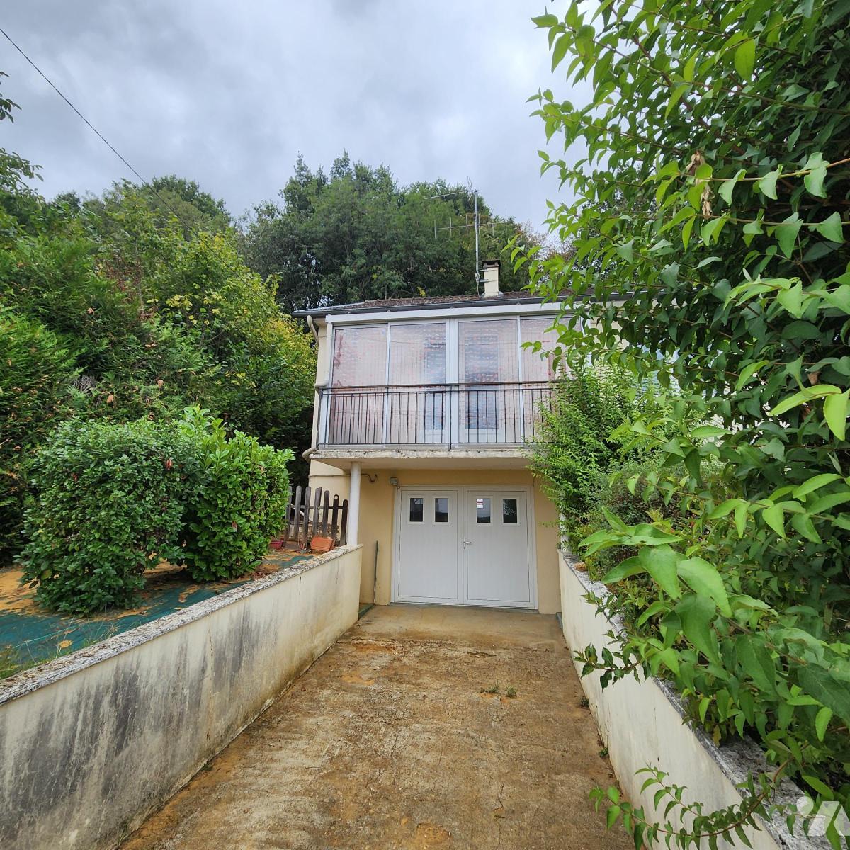 Maison 86 m² · à La Ferté-Bernard · 85,6 m² · 100 000 €