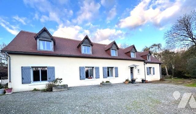 Maison 11 pièces 305 m² · à Coulans-sur-Gée · 305 m² · 360 000 €