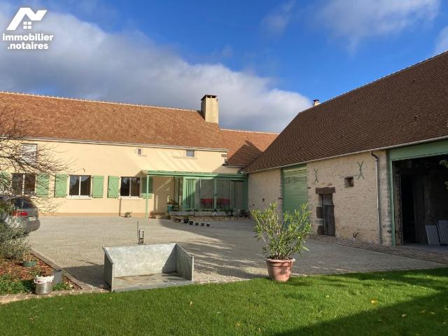 Maison 6 pièces 230 m² · à Conlie · 230 m² · 580 000 €
