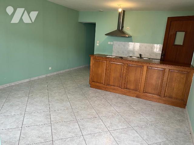 Maison 2 pièces 40 m² · à Saint-Jean-d'Assé · 40 m² · 60 000 €
