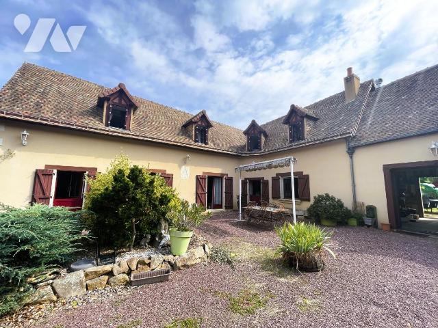 Maison 8 pièces 189 m² · à Moncé-en-Saosnois · 189 m² · 175 000 €