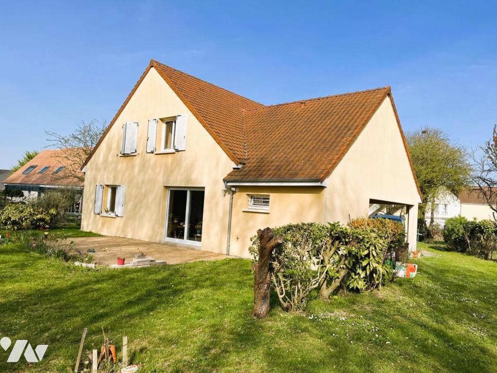 Maison 5 pièces 106 m² · à Bazoge · 106 m² · 265 000 €