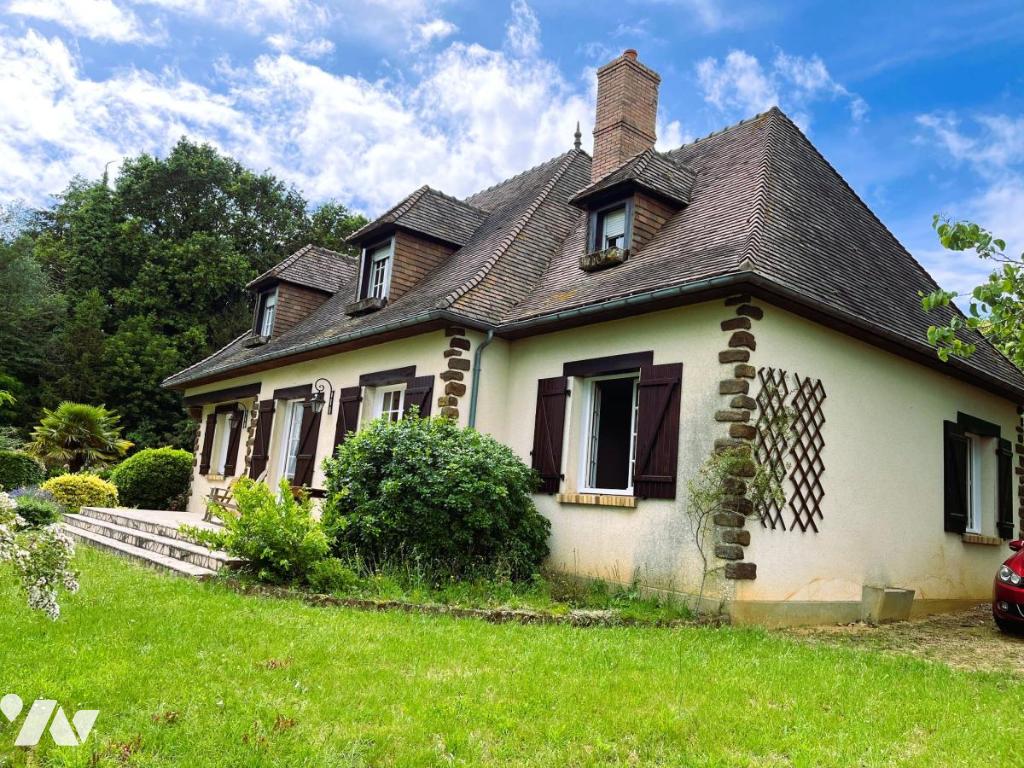 Maison 140m² — Sainte-Sabine-sur-Longève