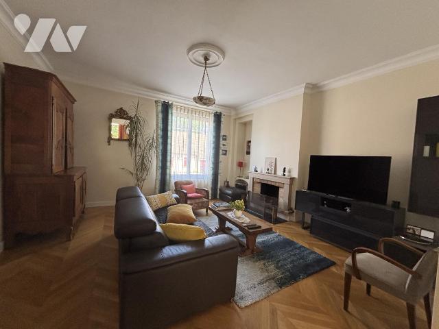 Maison 5 pièces 150 m² · au Mans · 150 m² · 250 000 €