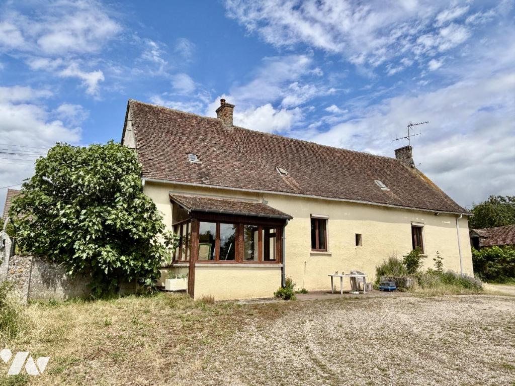 Maison 4 pièces 93 m² · à Juillé · 93 m² · 130 000 €