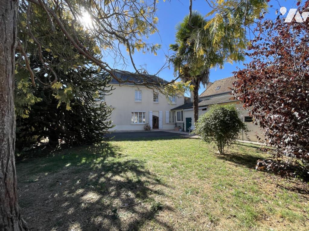 Maison 9 pièces 161 m² · à Marolles-les-Braults · 160,7 m² · 250 000 €