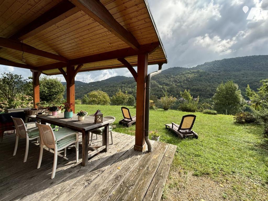 Maison 167m² — La Bridoire
