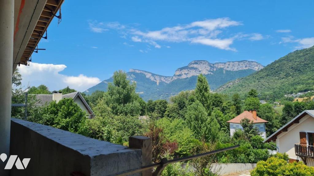 Appartement — Challes-les-Eaux