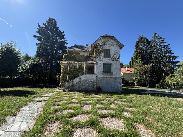 Maison 7 pièces 148 m² · à Chambéry · 148 m² · 1 000 000 €