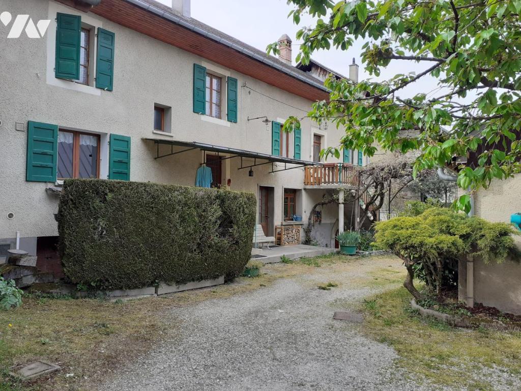 Maison 175 m² · à La Biolle · 175 m² · 380 000 €
