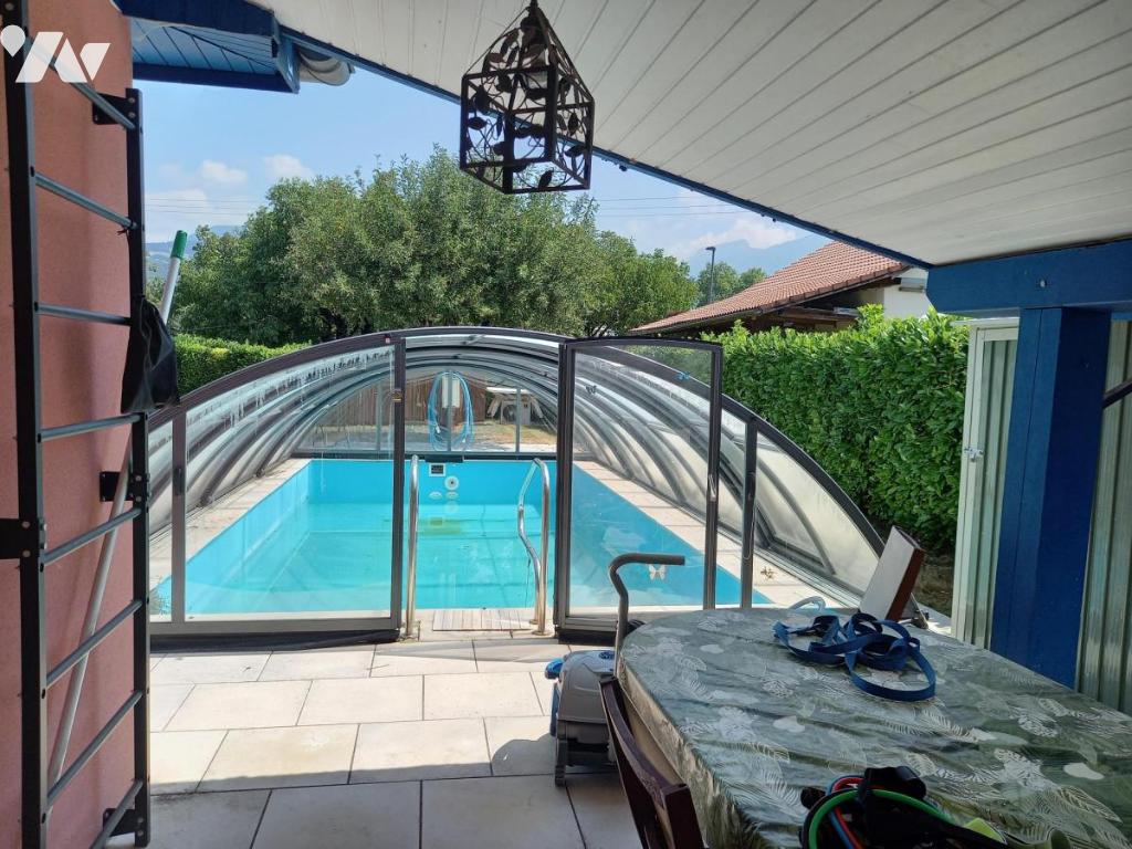 VENTE maison-ENTRE DEUX GUIERS (38)