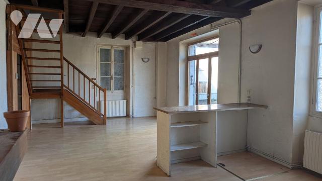Maison 5 pièces 112 m² · à Saint-Laurent-du-Pont · 112 m² · 120 000 €