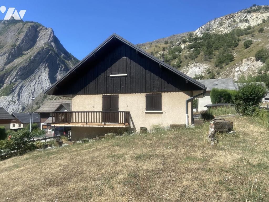 Maison 5 pièces 108 m² · à Saint-Michel-de-Maurienne · 108 m² · 312 000 €