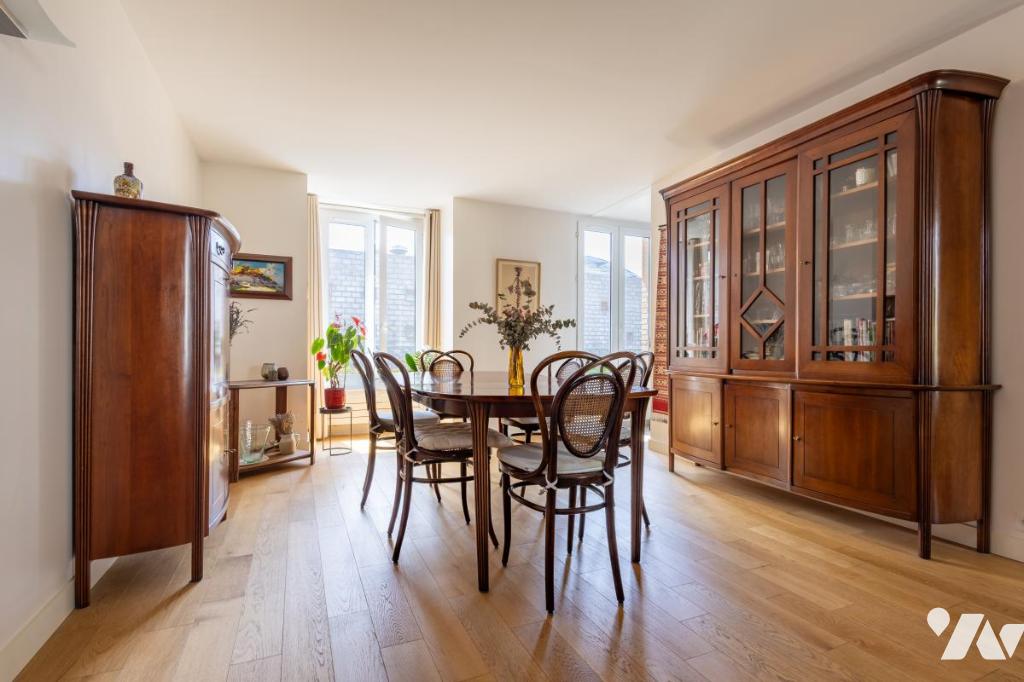 Appartement 4 pièces 90 m² · à Paris 15e Arrondissement · 90,1 m² · 850 000 €