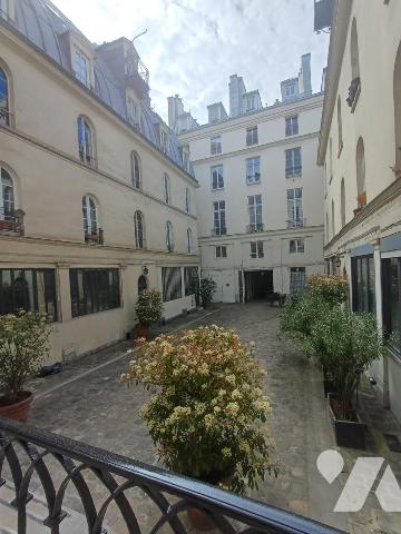 Appartement 2 pièces 26 m² · à Paris 10e Arrondissement · 26 m² · 300 000 €
