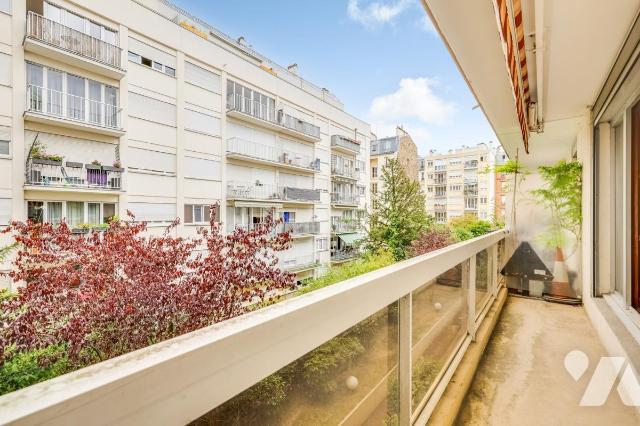 Appartement 2 pièces 49 m² · à Paris 20e Arrondissement · 48,7 m² · 380 000 €