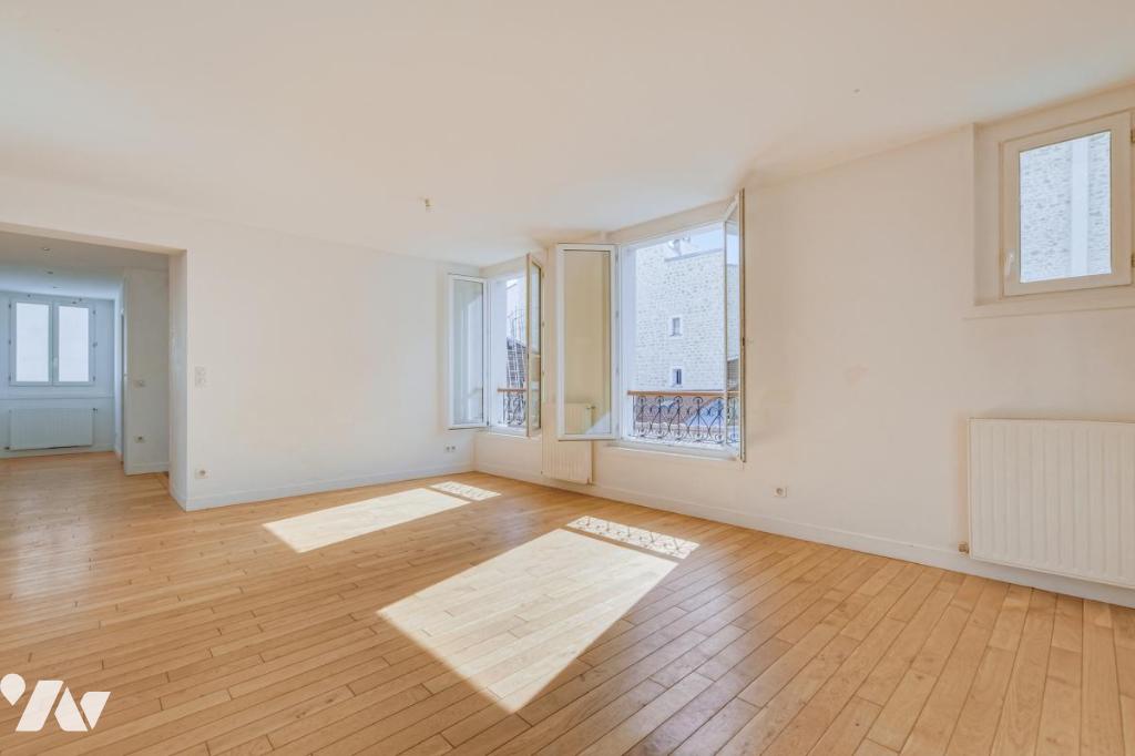 Appartement 4 pièces 82 m² · à Paris 11e Arrondissement · 82 m² · 900 000 €