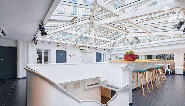 Immeuble 1096 m² · à Paris 17e Arrondissement · 1 096,2 m² · 7 204 000 €