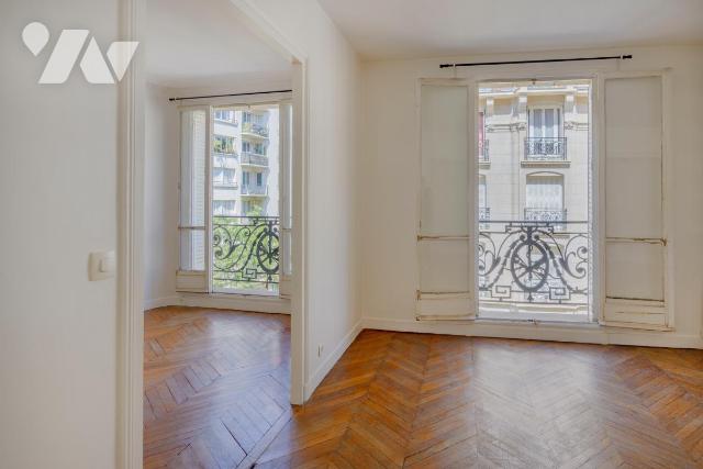 Appartement 5 pièces 99 m² · à Paris 15e Arrondissement · 99,3 m² · 1 025 763 €