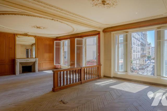 Appartement 5 pièces 158 m² · à Paris 16e Arrondissement · 158,2 m² · 1 630 000 €
