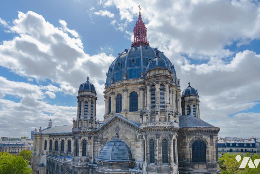 Appartement 4 pièces 79 m² · à Paris 8e Arrondissement · 79 m² · 1 250 000 €