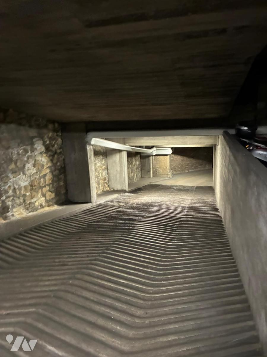 Garage — Paris 10e Arrondissement