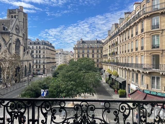 Appartement 5 pièces 102 m² · à Paris 3e Arrondissement · 102 m² · 1 400 000 €