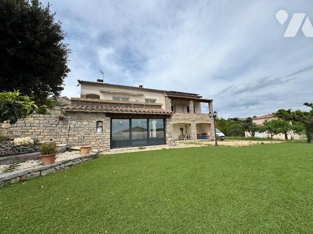 Maison 131 m² · à Saint-Julien-les-Rosiers · 131,2 m² · 340 000 €