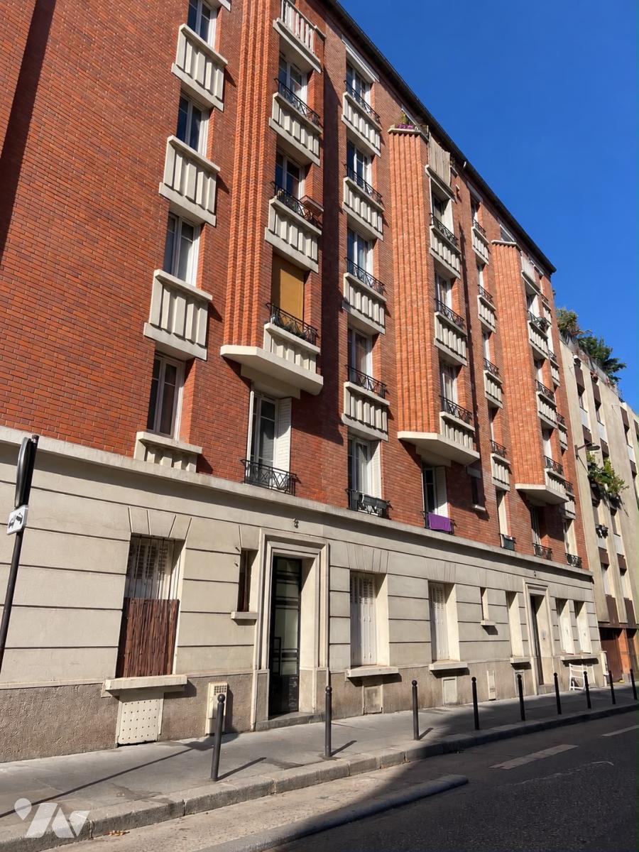 Appartement 2 pièces 30 m² · à Paris 18e Arrondissement · 30,1 m² · 305 000 €