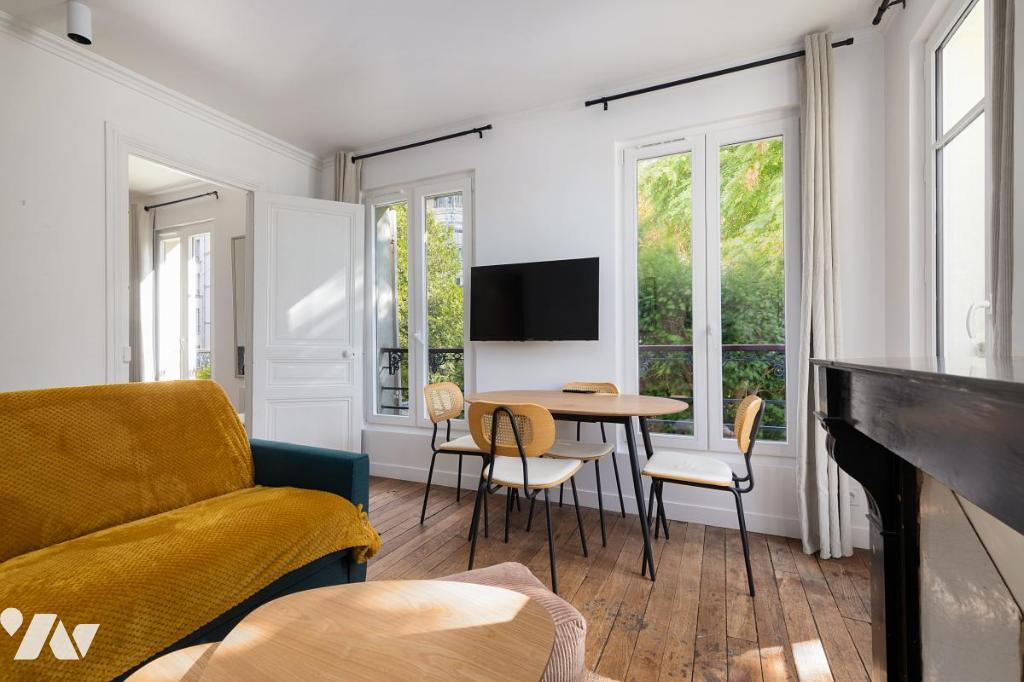 Appartement 2 pièces 43 m² · à Paris 18e Arrondissement · 42,6 m² · 433 000 €