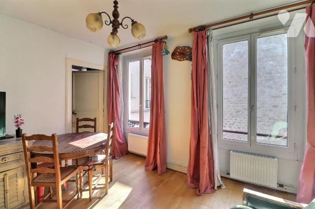 Appartement 2 pièces 33 m² · à Paris 11e Arrondissement · 32,8 m² · 300 000 €