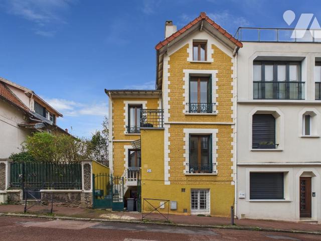 Maison 5 pièces 117 m² · à Saint-Cloud · 117 m² · 834 170 €