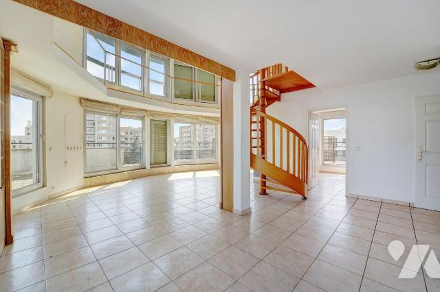 Vente - Appartement - PARIS 15 - 127,14 m² - 5 pièces - 75077-660
