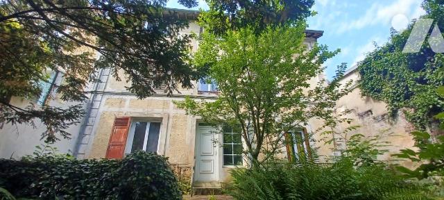 Maison 7 pièces 132 m² · à Saint-Germain-en-Laye · 132 m² · 650 000 €