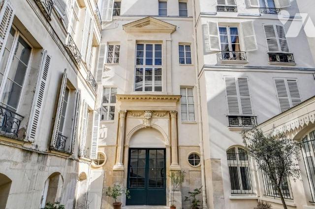 Appartement 5 pièces 121 m² · à Paris 6e Arrondissement · 121,1 m² · 1 500 000 €