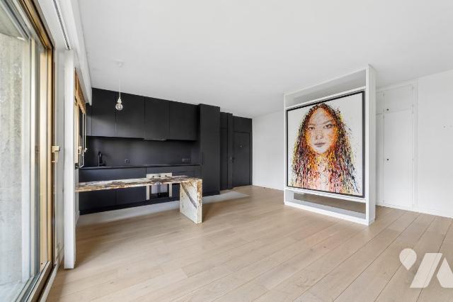 Appartement 2 pièces 57 m² · à Paris 16e Arrondissement · 56,9 m² · 702 000 €