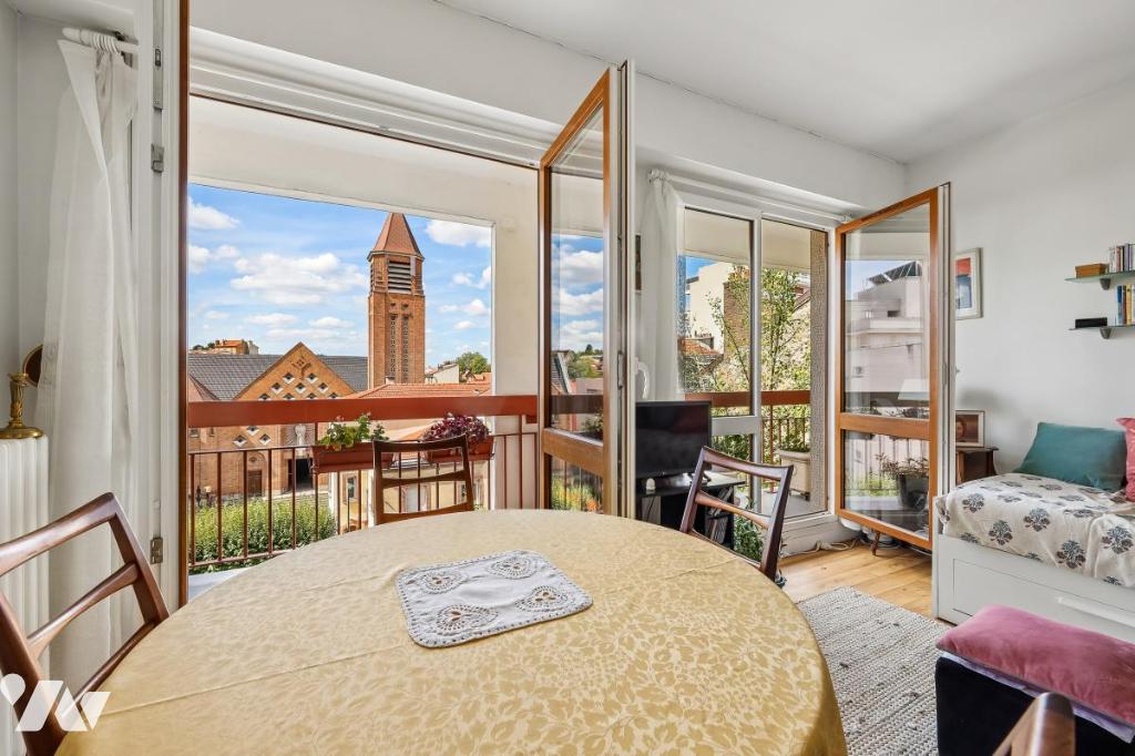 Appartement 1 pièce 33 m² · à Clamart · 32,6 m² · 180 000 €