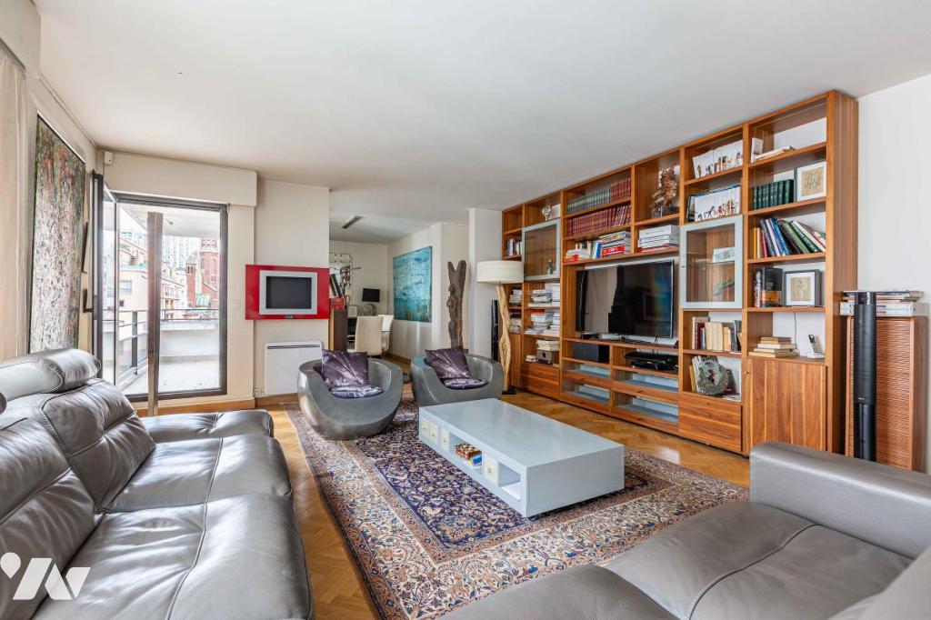 Appartement 5 pièces 113 m² · à Paris 15e Arrondissement · 113,2 m² · 1 000 000 €