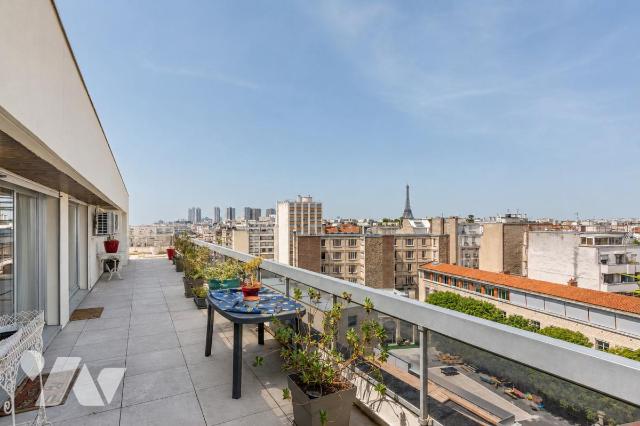 Appartement 5 pièces 110 m² · à Paris 15e Arrondissement · 109,5 m² · 2 100 000 €