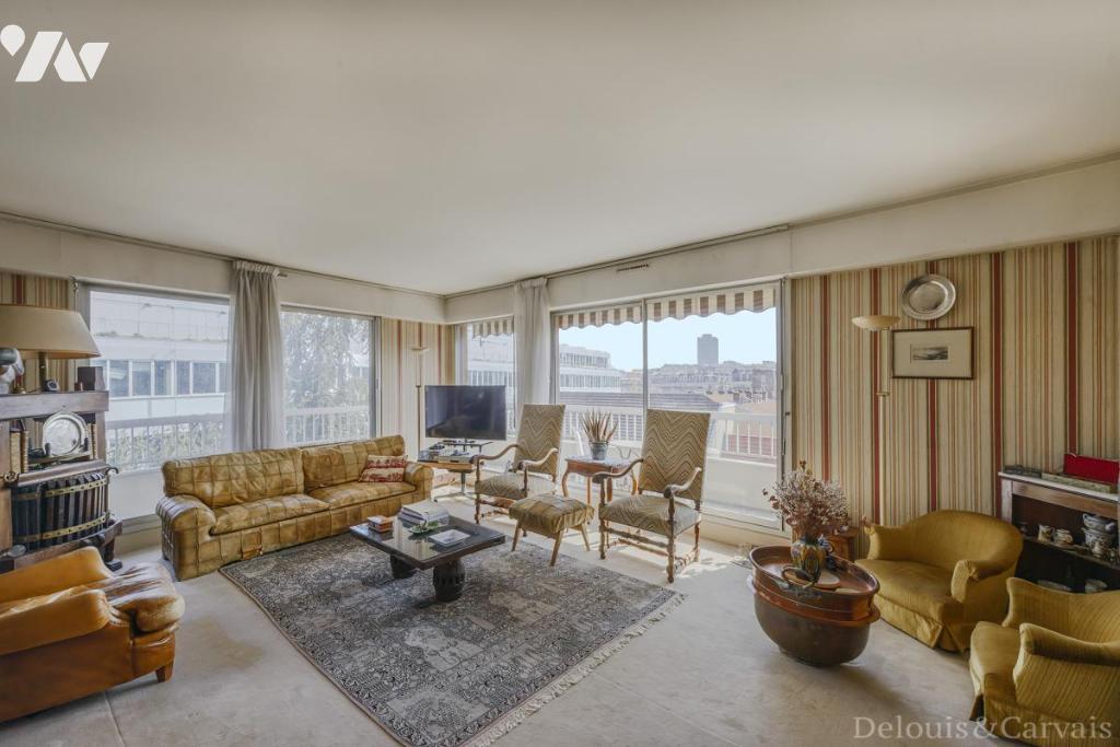 Appartement 5 pièces 114 m² · à Paris 15e Arrondissement · 113,7 m² · 963 391 €