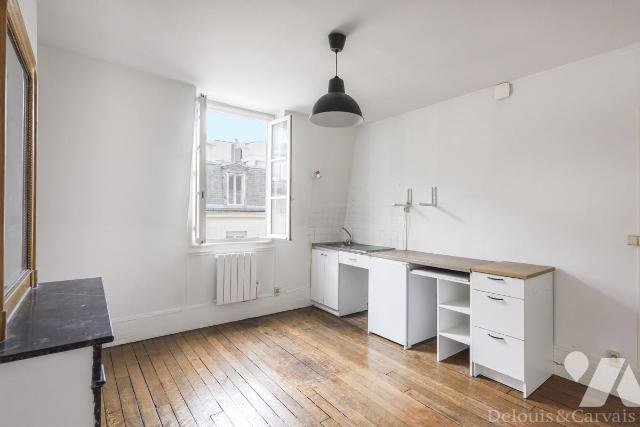 Appartement 2 pièces 35 m² · à Paris 15e Arrondissement · 35,3 m² · 280 000 €