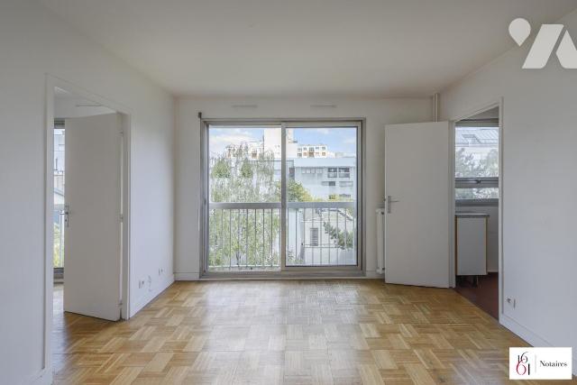 Appartement 2 pièces 34 m² · à Paris 20e Arrondissement · 33,7 m² · 238 000 €
