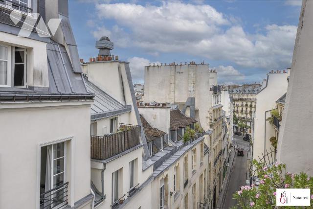 Appartement 2 pièces 60 m² · à Paris 3e Arrondissement · 60,4 m² · 546 000 €
