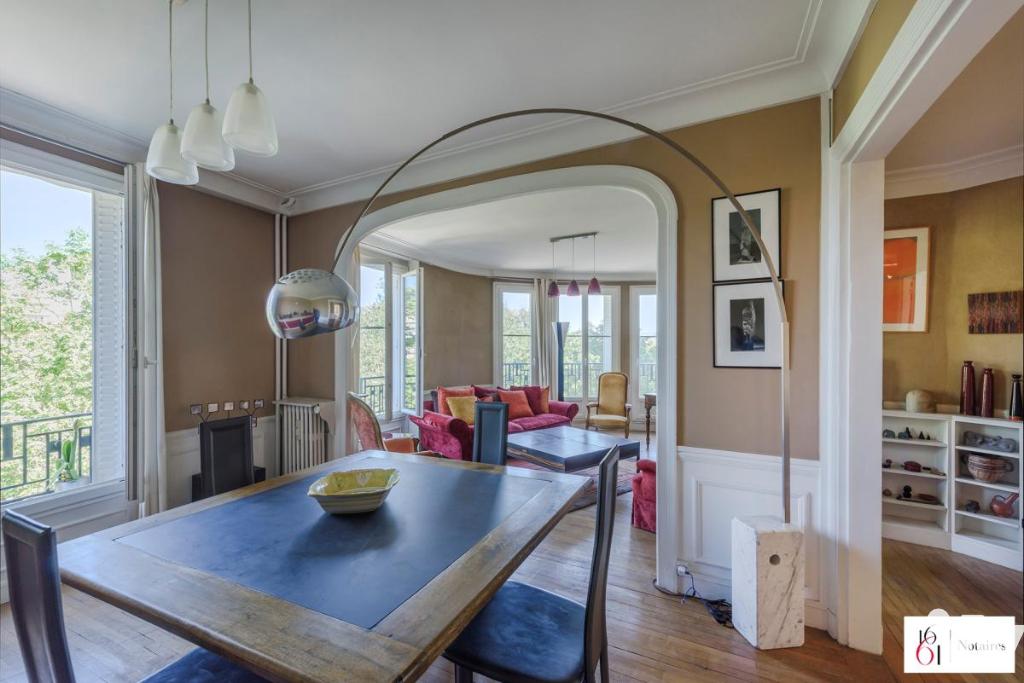 Appartement 3 pièces 96 m² · à Paris 17e Arrondissement · 96,3 m² · 865 000 €