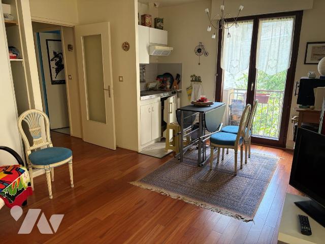 Appartement 1 pièce 28 m² · à Paris 19e Arrondissement · 27,7 m² · 230 000 €