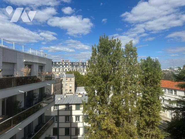 Appartement 1 pièce 35 m² · à Neuilly-sur-Seine · 35,2 m² · 381 000 €