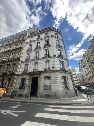 Immeuble 3 pièces 765 m² · à Paris 15e Arrondissement · 765 m² · 6 256 000 €
