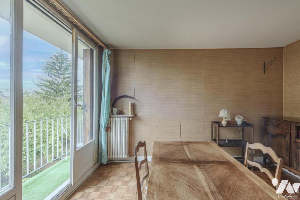 Appartement 63 m² · à Noisy-le-Sec · 63 m² · 175 000 €