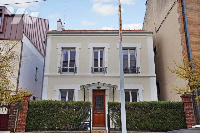 Maison 6 pièces 120 m² · à Nanterre · 120 m² · 536 640 €